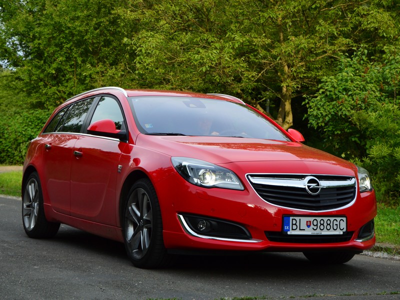 Opel Insignia Sports Tourer 1,6 SIDI OPC Line